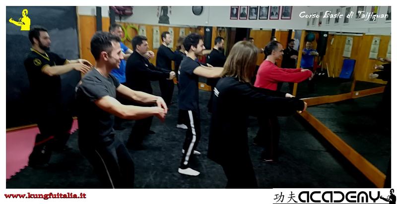 Stage di Taijiquan Corso diTai chipresso la Kung Fu Academy Caserta di Sifu Mezzone Accademia di arti Marziali Italia (10)